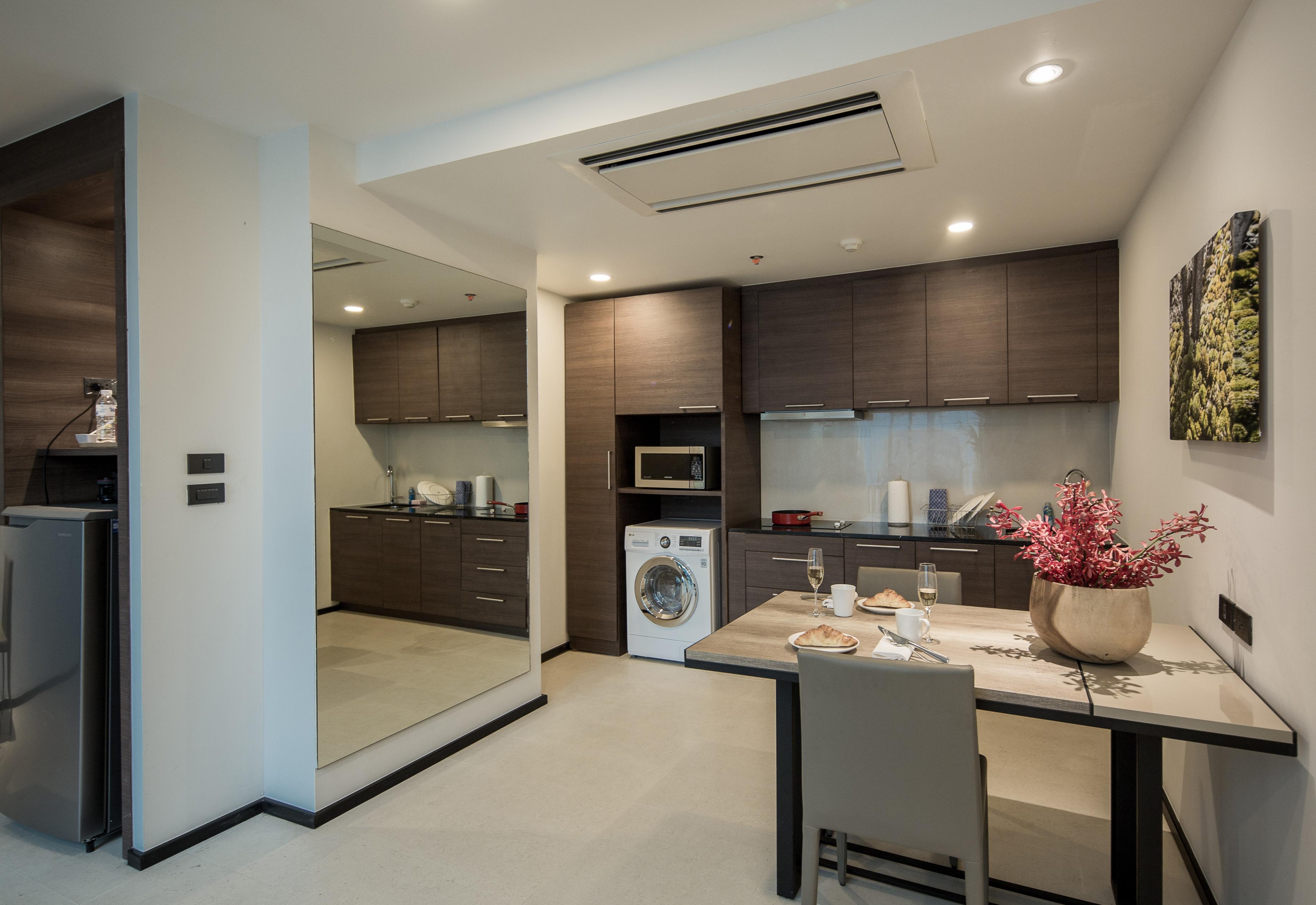 LiT BANGKOK Residence - SHA Extra Plus Banguecoque Exterior foto