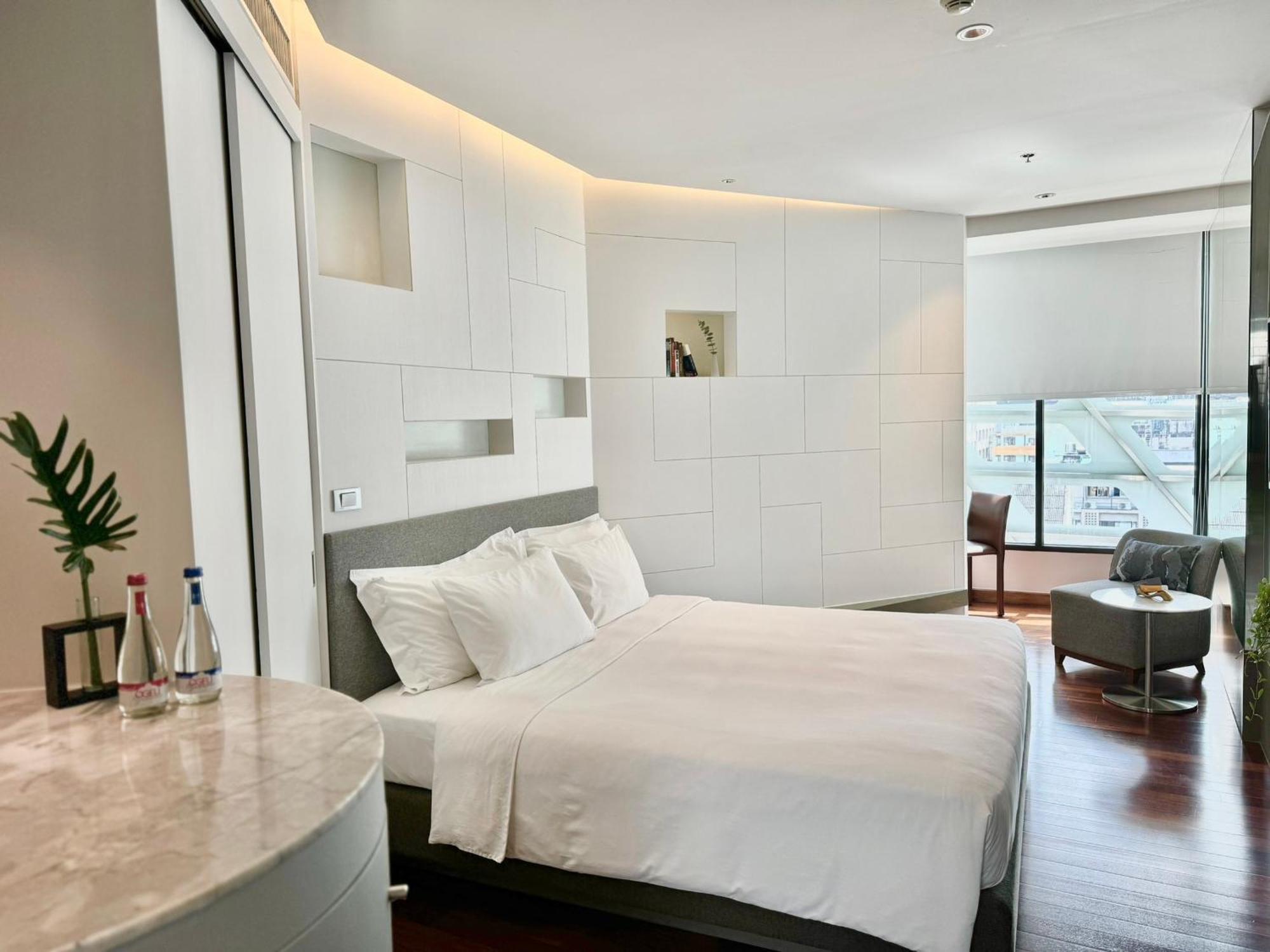 LiT BANGKOK Residence - SHA Extra Plus Banguecoque Exterior foto
