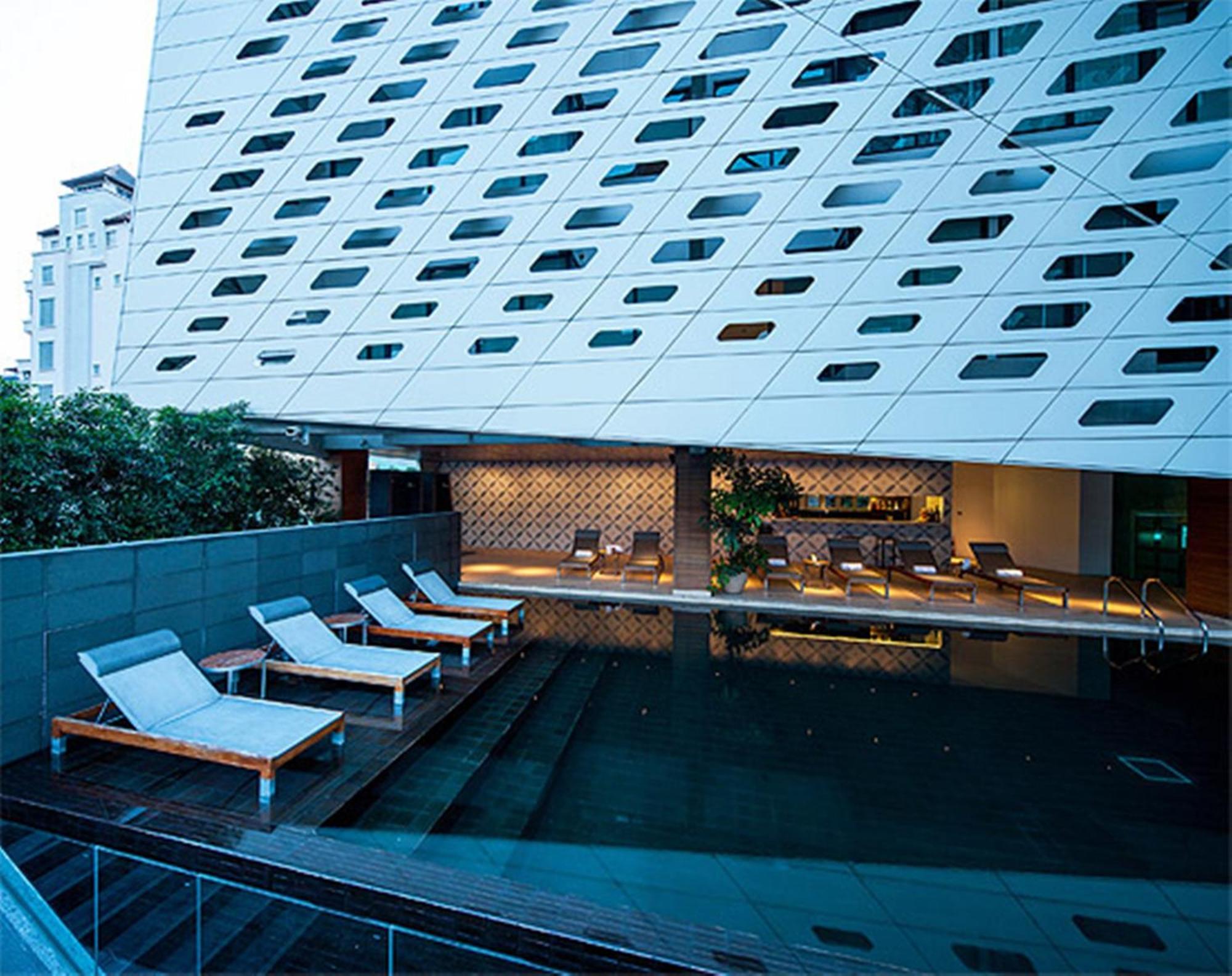 LiT BANGKOK Residence - SHA Extra Plus Banguecoque Exterior foto